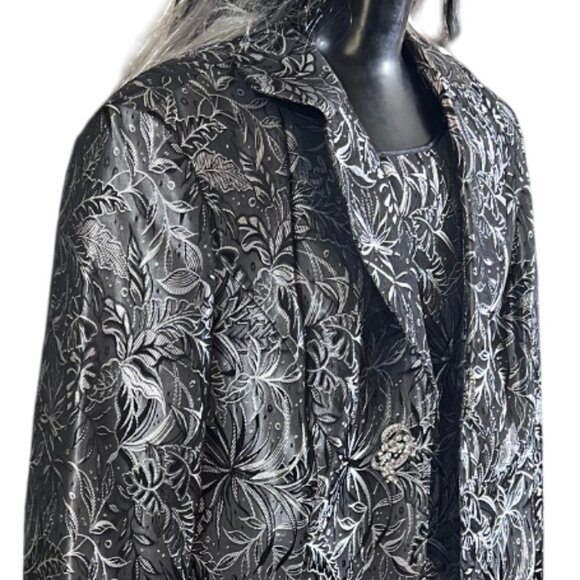 Women's Giovanna Designer Signature Skirt Suit 26W 3PC - Picture 6 of 16